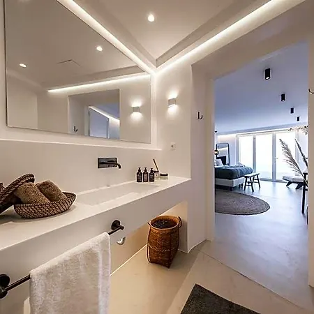 Joy Mykonos Boutique * Άνω Μερά